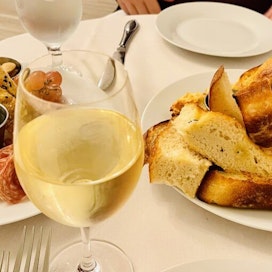 SubTerra Kitchen & Cellar