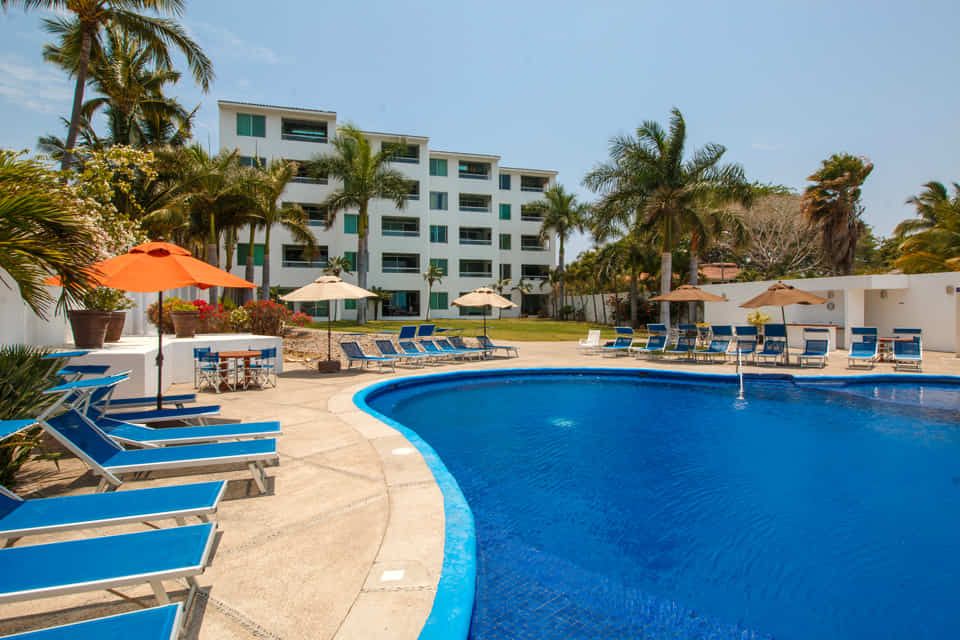 Colibri Condominiums