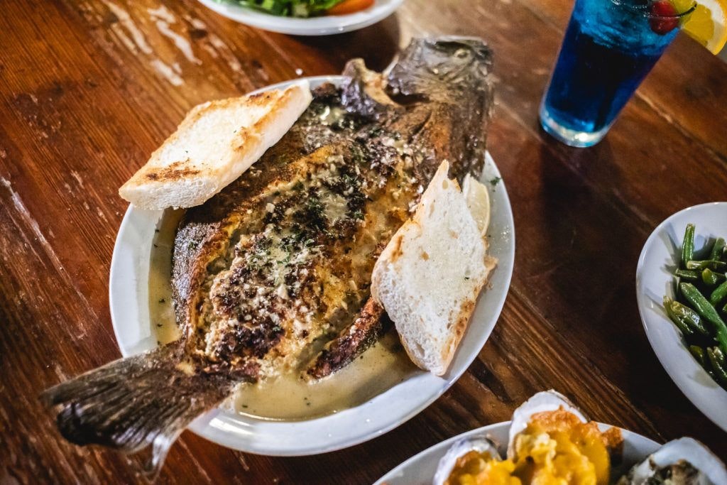 black-pearl-oyster-bar-010