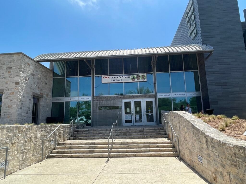 national-museum-of-the-pacific-war-002