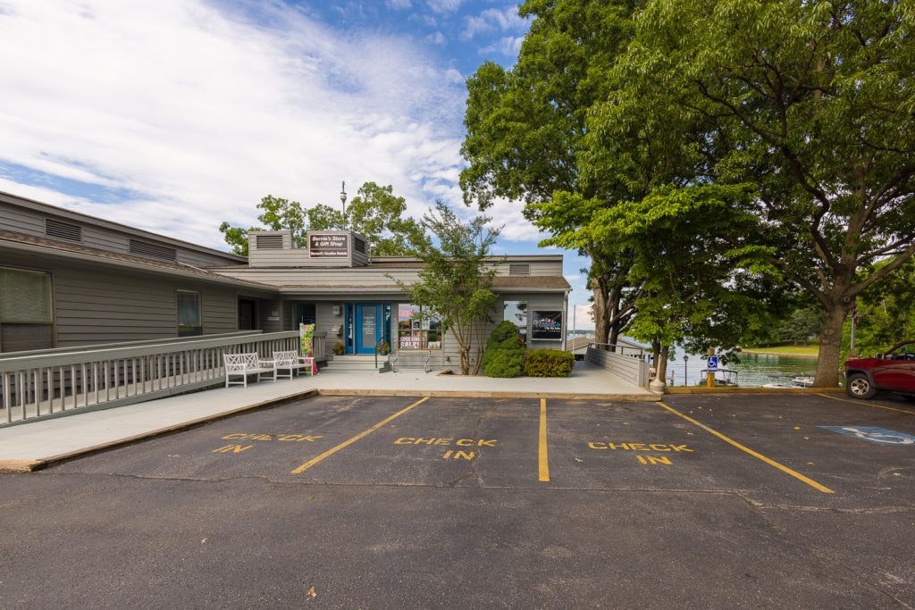 napoli-by-the-lake-029