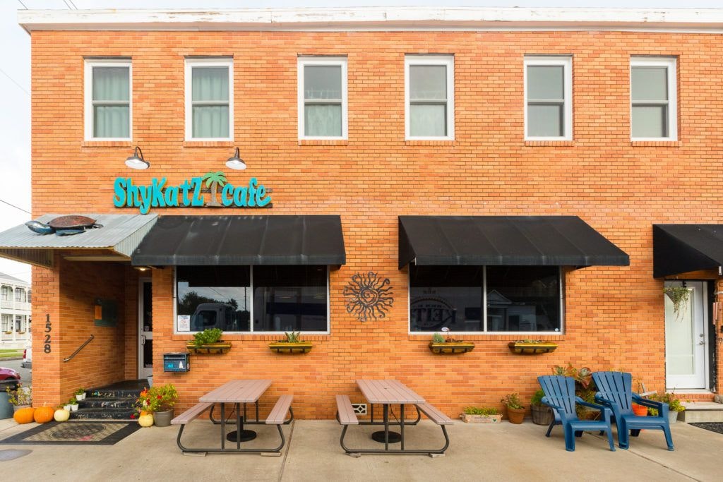 shykatz-cafe-and-bakery-016