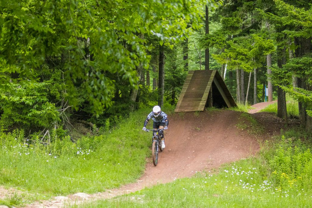 mountain-biking-013