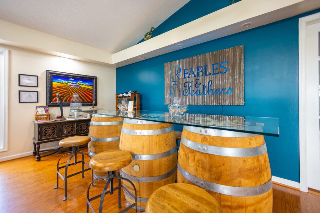 fables-and-feathers-winery-051