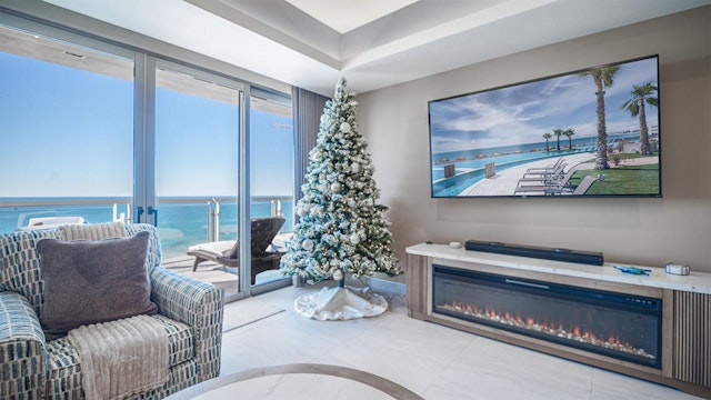 Casago Concierge helps the Holidays shine!