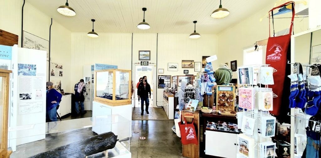 point-cabrillo-lighthouse-museum-002