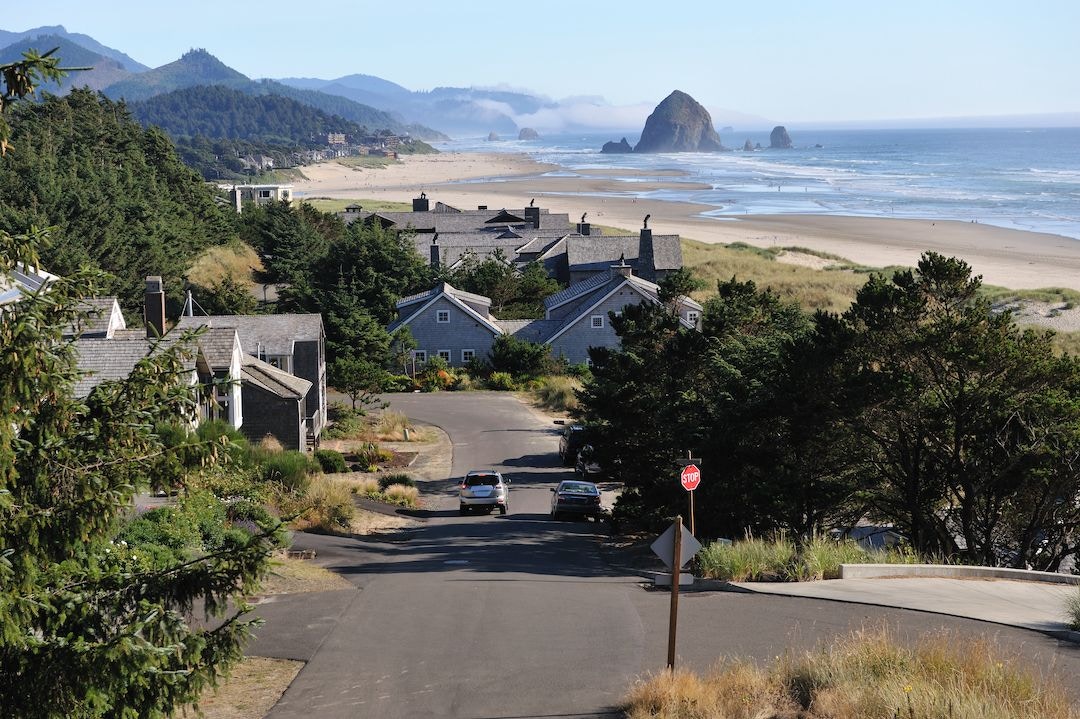 Cannon-Beach-Hero.jpg