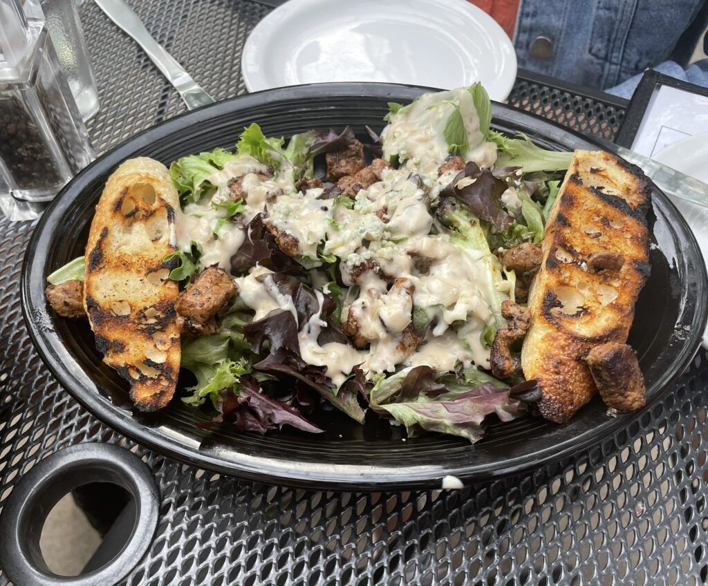 last-chair-kitchen-and-bar-003