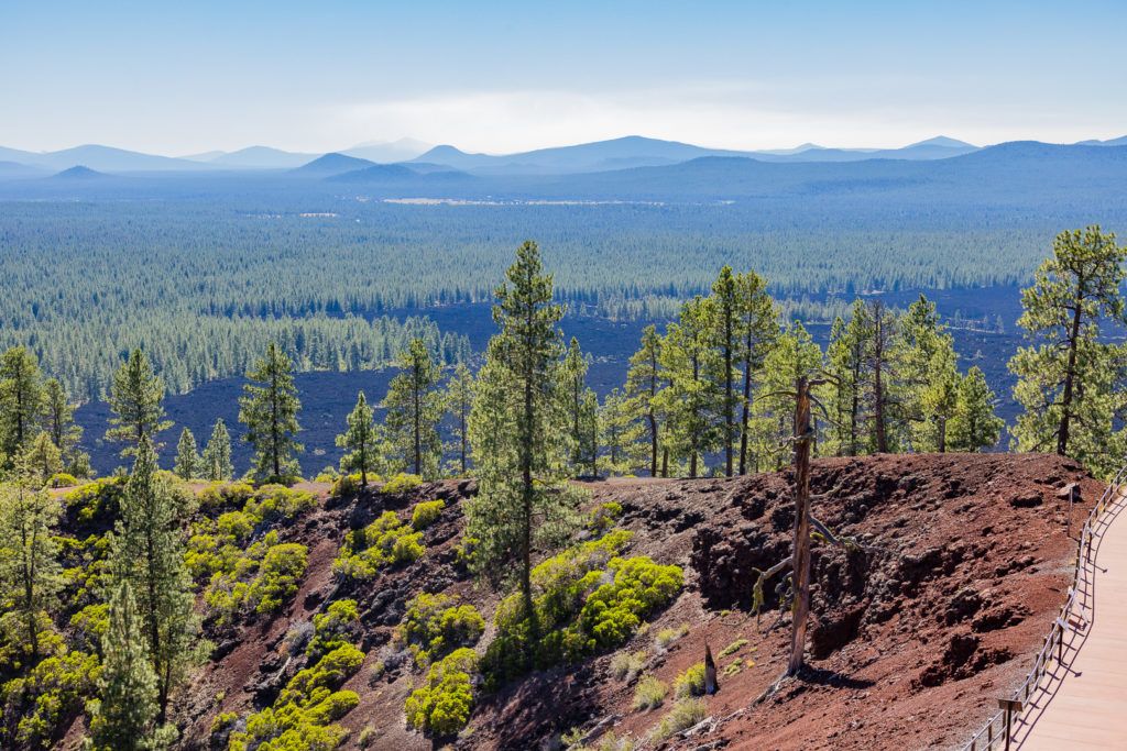 lava-butte-and-lands-visitor-center-038