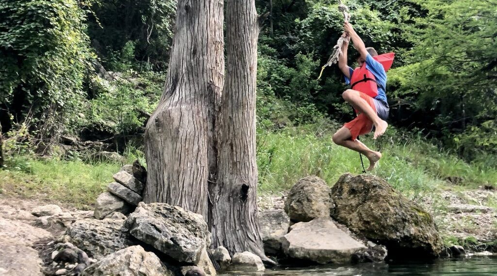 andy-s-on-river-road-003