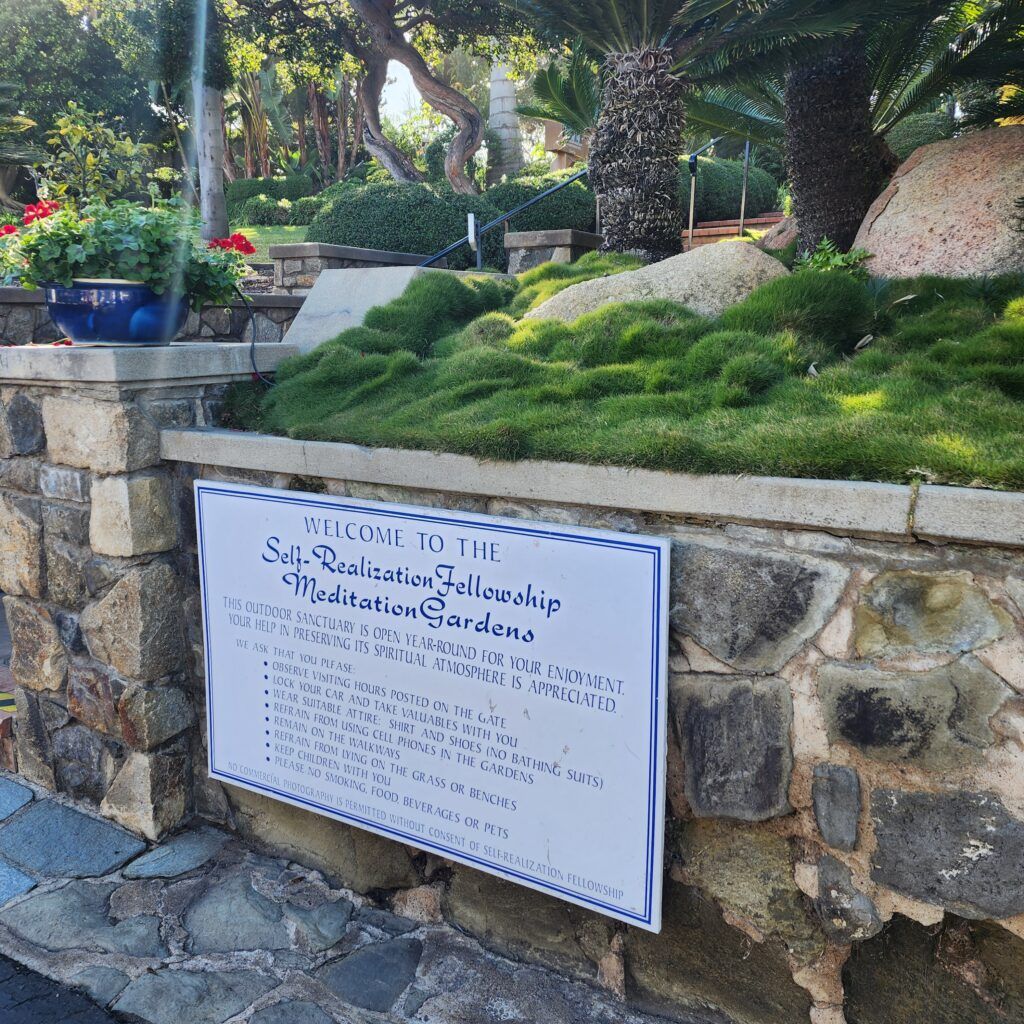 self-realization-fellowship-meditation-gardens-019