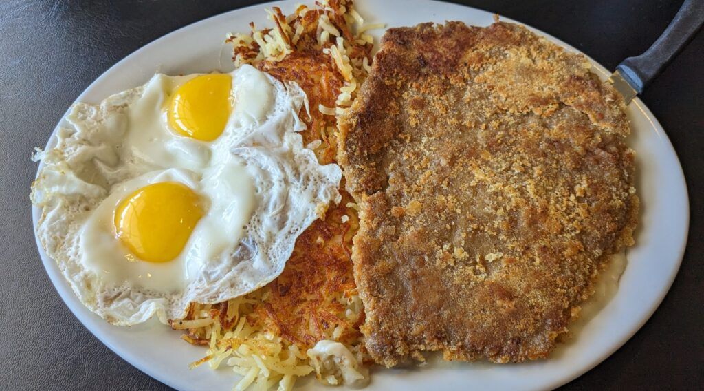 merritt-s-family-restaurant-003