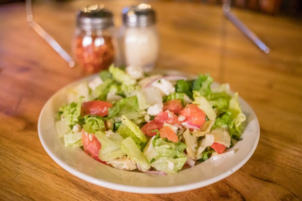 mama-teresa-s-flying-pizza-013