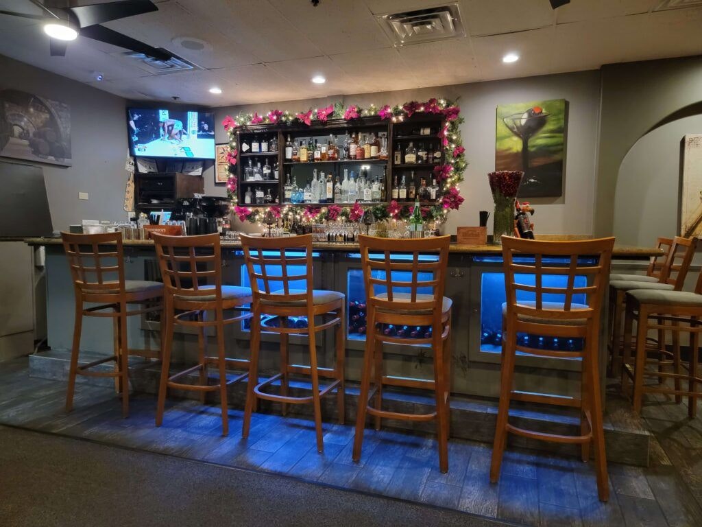 todd-s-unique-dining-004