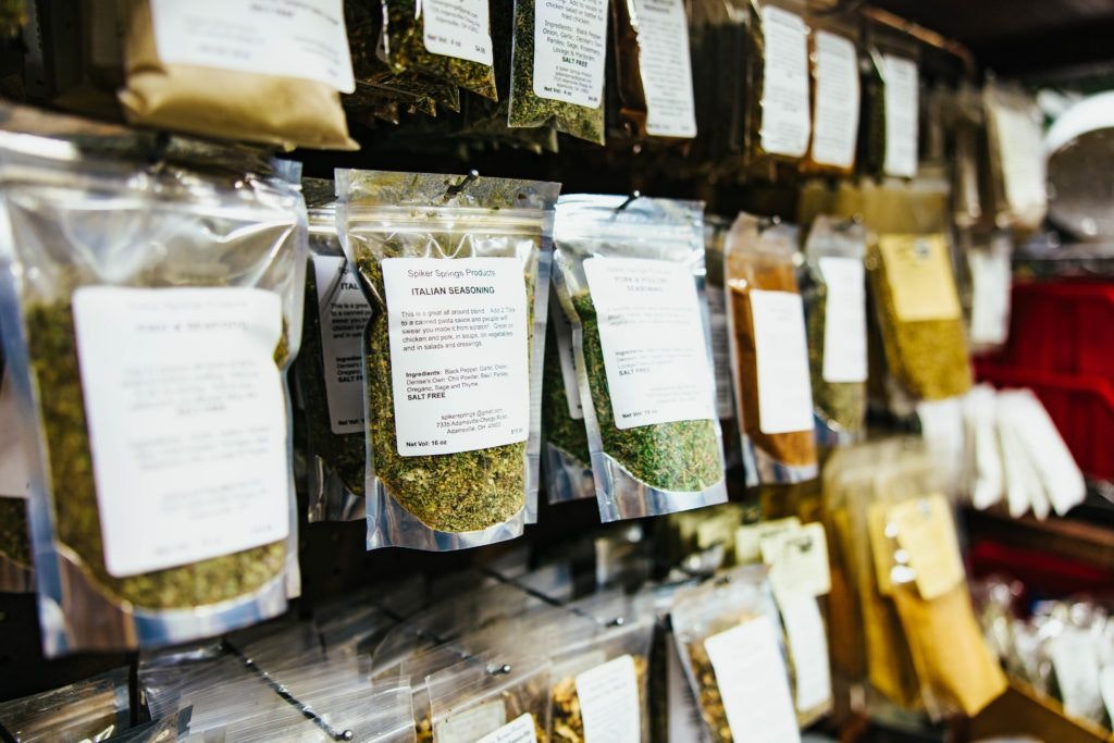 the-creek-company-store-in-silver-creek-004