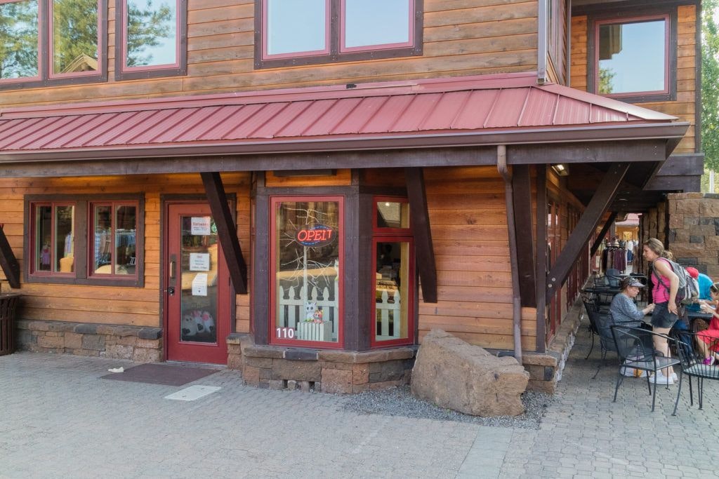 goody-s-chocolate-and-ice-cream-039