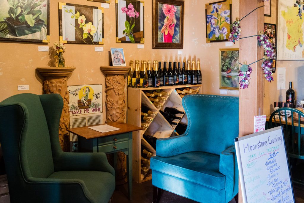 moonstone-crossing-tasting-room-010