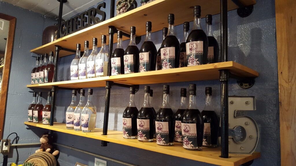 5-mile-mountain-distillery-003