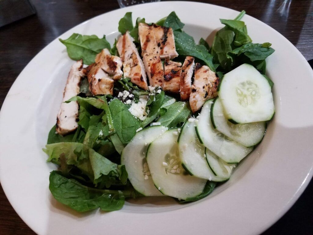 h-toad-s-bar-and-grill-003