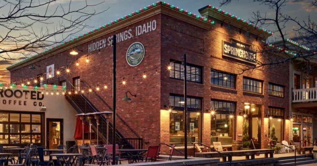 springhouse-at-the-merc-001