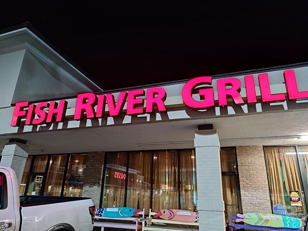 fish-river-grill-001