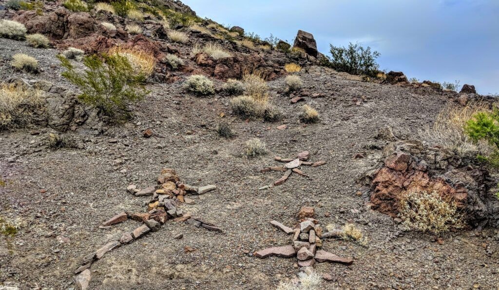 mccullough-hills-trailhead-002