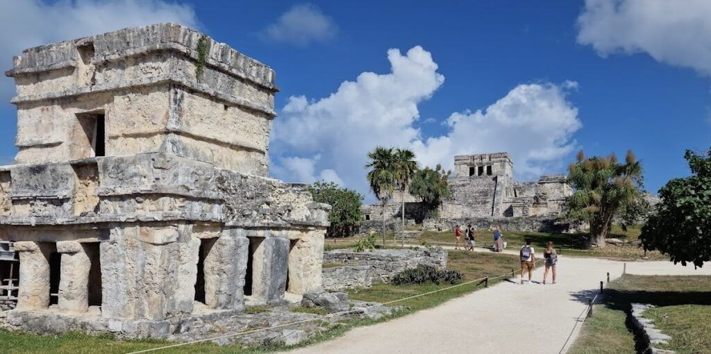 tulum-archaeological-site-qr-002