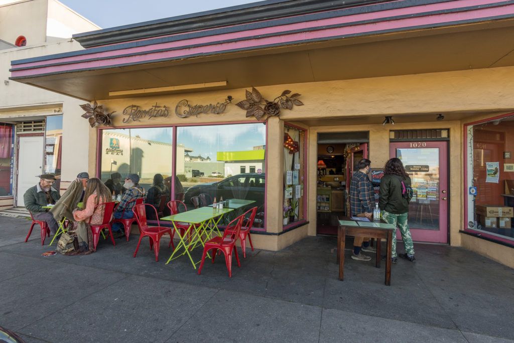 renata-s-creperie-002