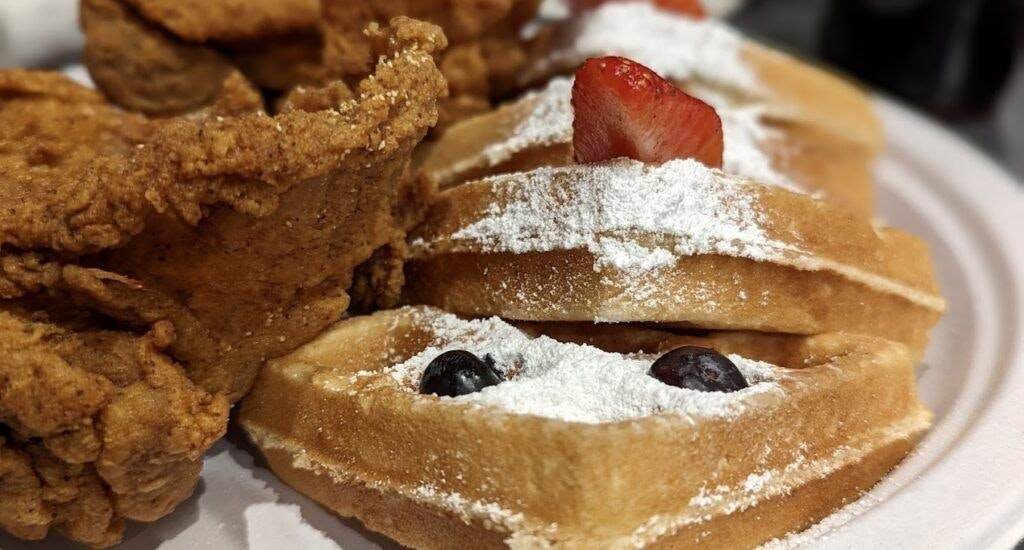 eggxactly-breakfast-and-deli-002