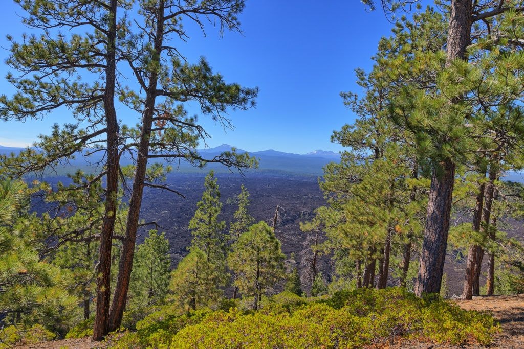 lava-butte-and-lands-visitor-center-055