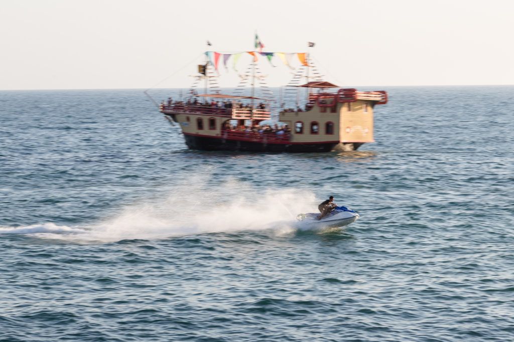 old-port-port-and-shopping-district-004