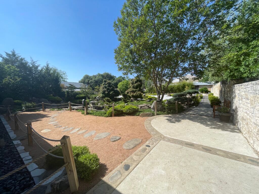 japanese-garden-of-peace-008