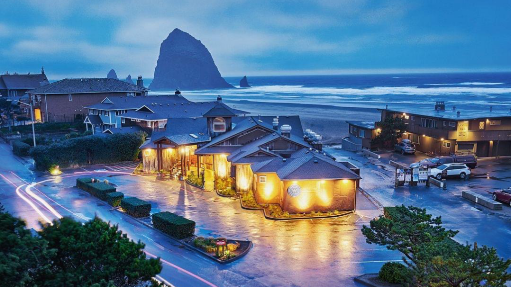 The Wayfarer Restaurant and Lounge