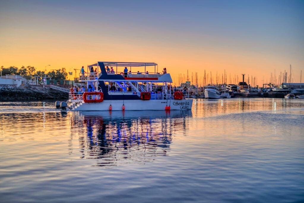 senorita-rita-sunset-cruise-002