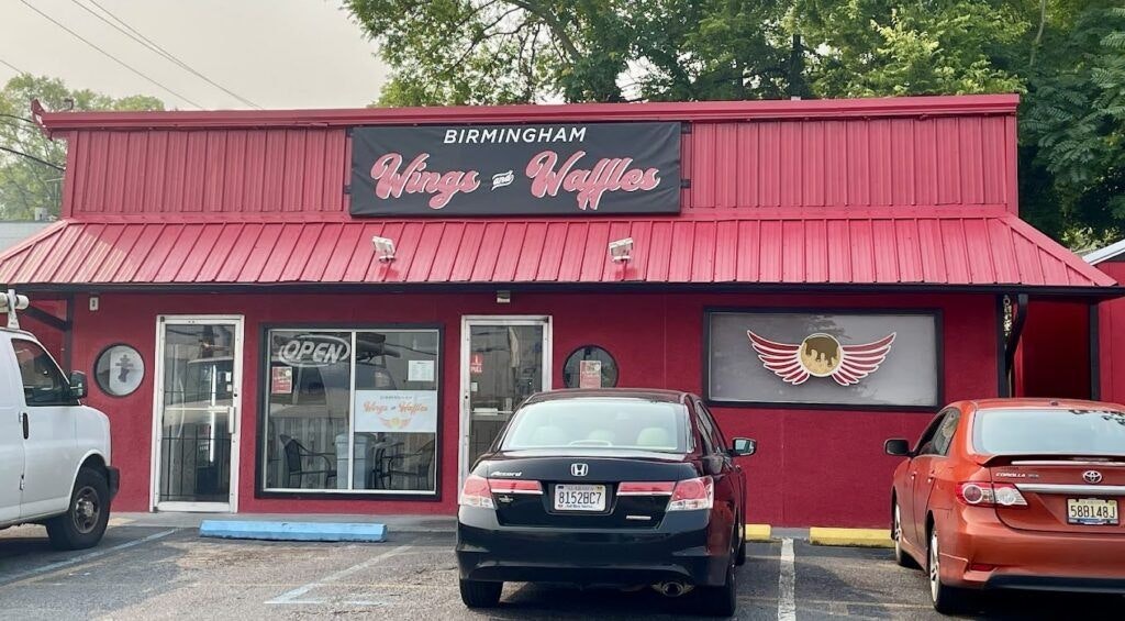 birmingham-wings-and-waffles-001