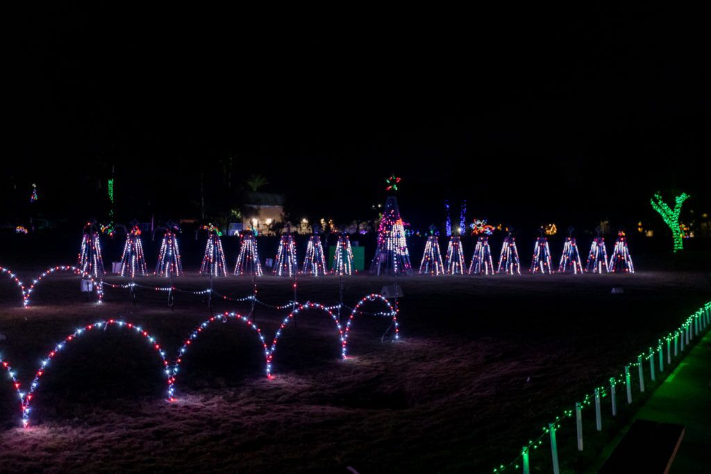 holiday-in-the-gardens-005