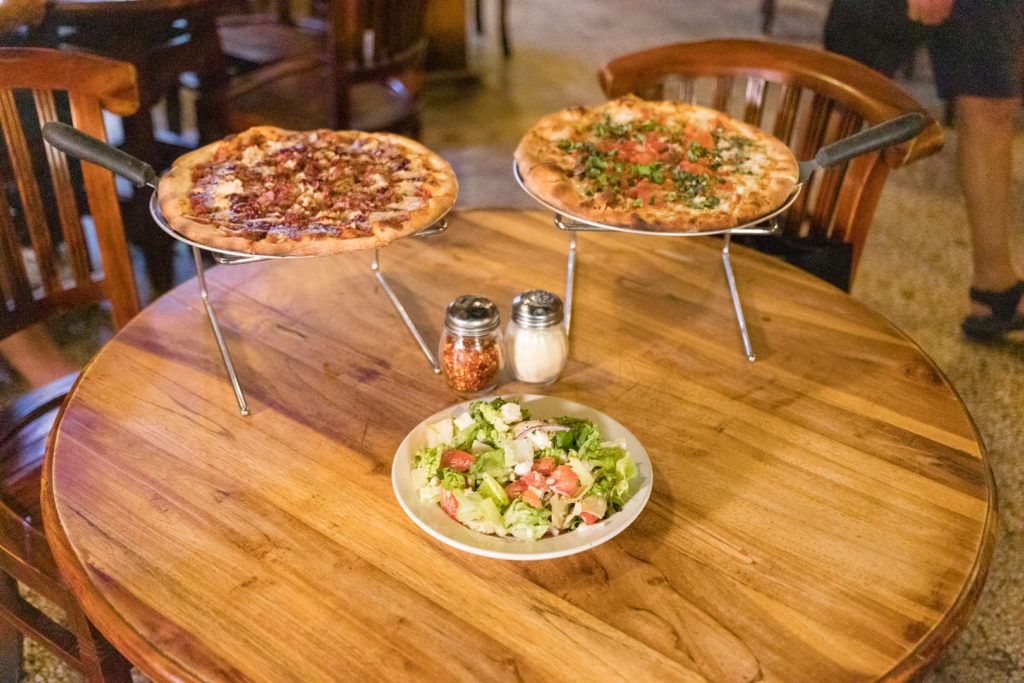 mama-teresa-s-flying-pizza-014