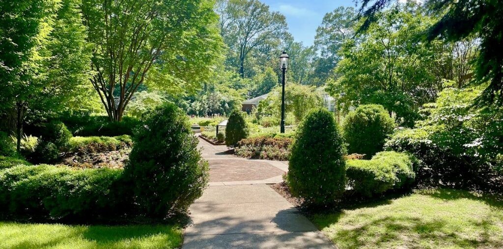 dixon-gallery-and-gardens-004