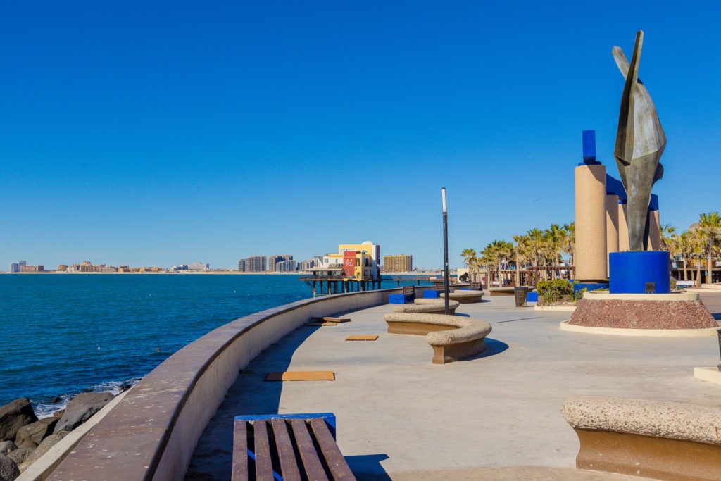 el-malecon-malecon-fundadores-022