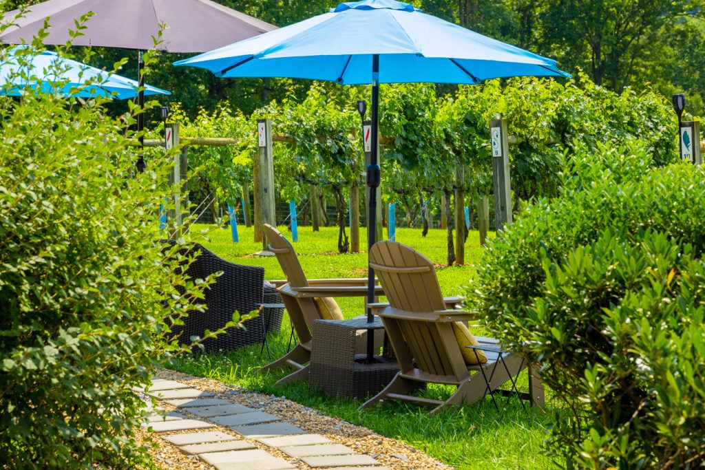 fables-and-feathers-winery-059