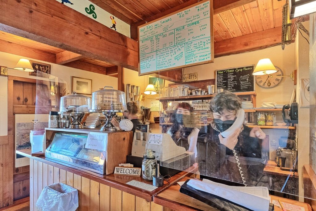 cafe-mokka-finnish-country-saunas-and-hot-tubs-014