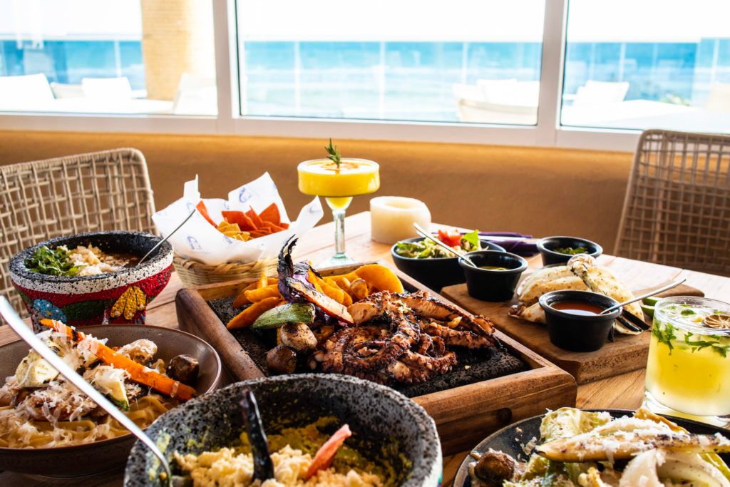 santo-coyote-ocean-cantina-encantame-towers-024