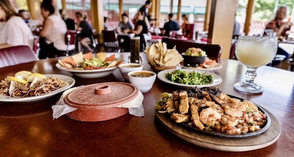 rosario-s-comidamex-and-bar-002