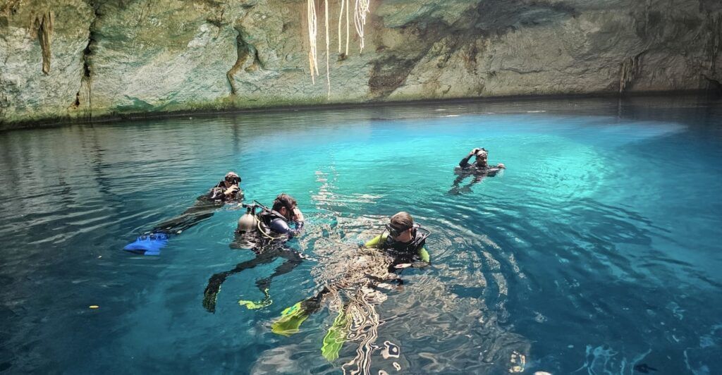 explorer-divers-merida-003