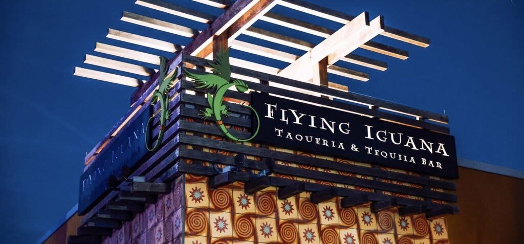 flying-iguana-taqueria-and-tequila-bar-001
