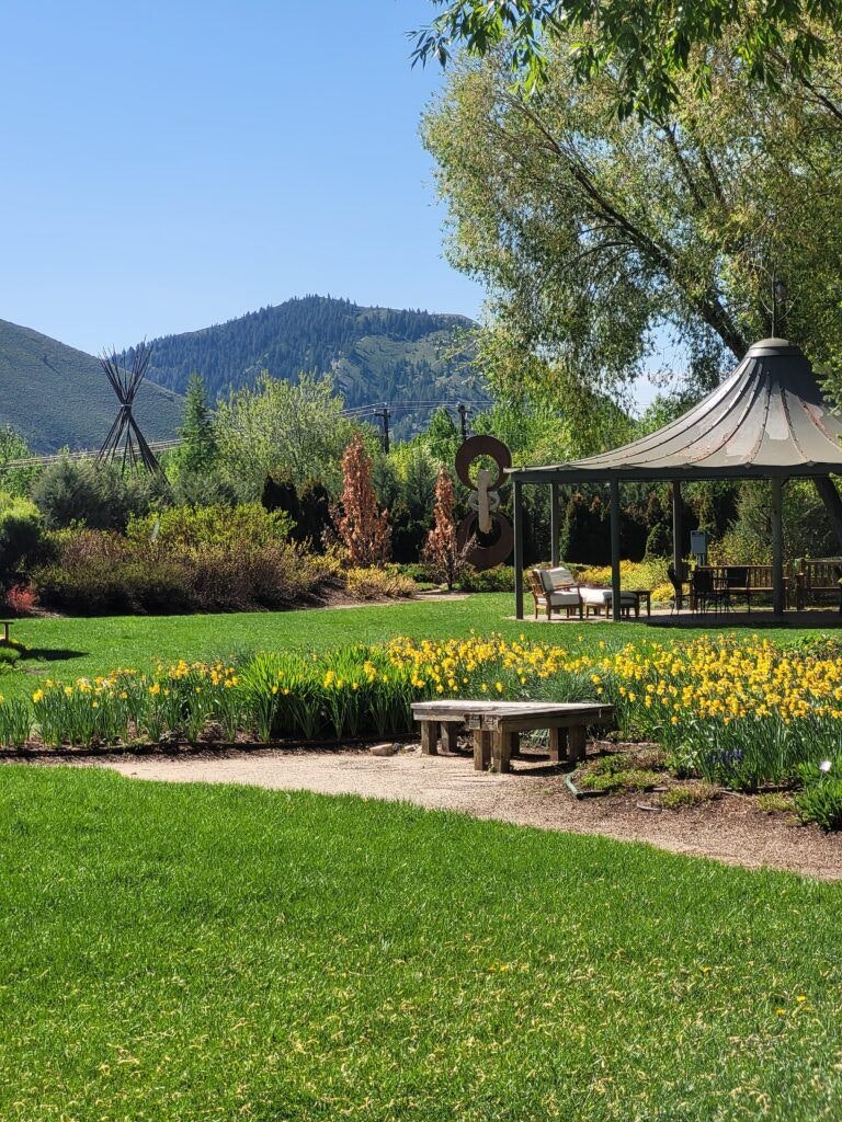 sawtooth-botanical-garden-004