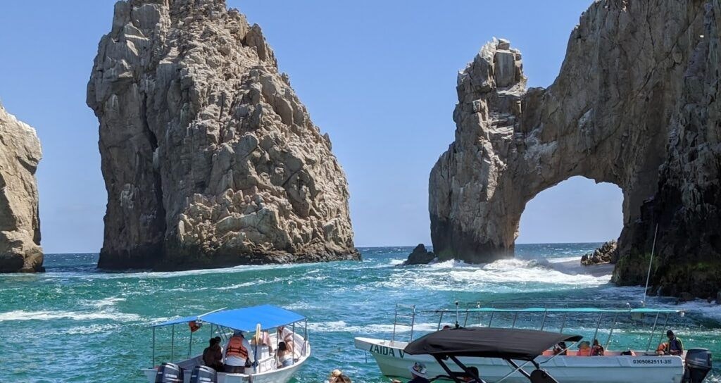 the-arch-of-cabo-san-lucas-001