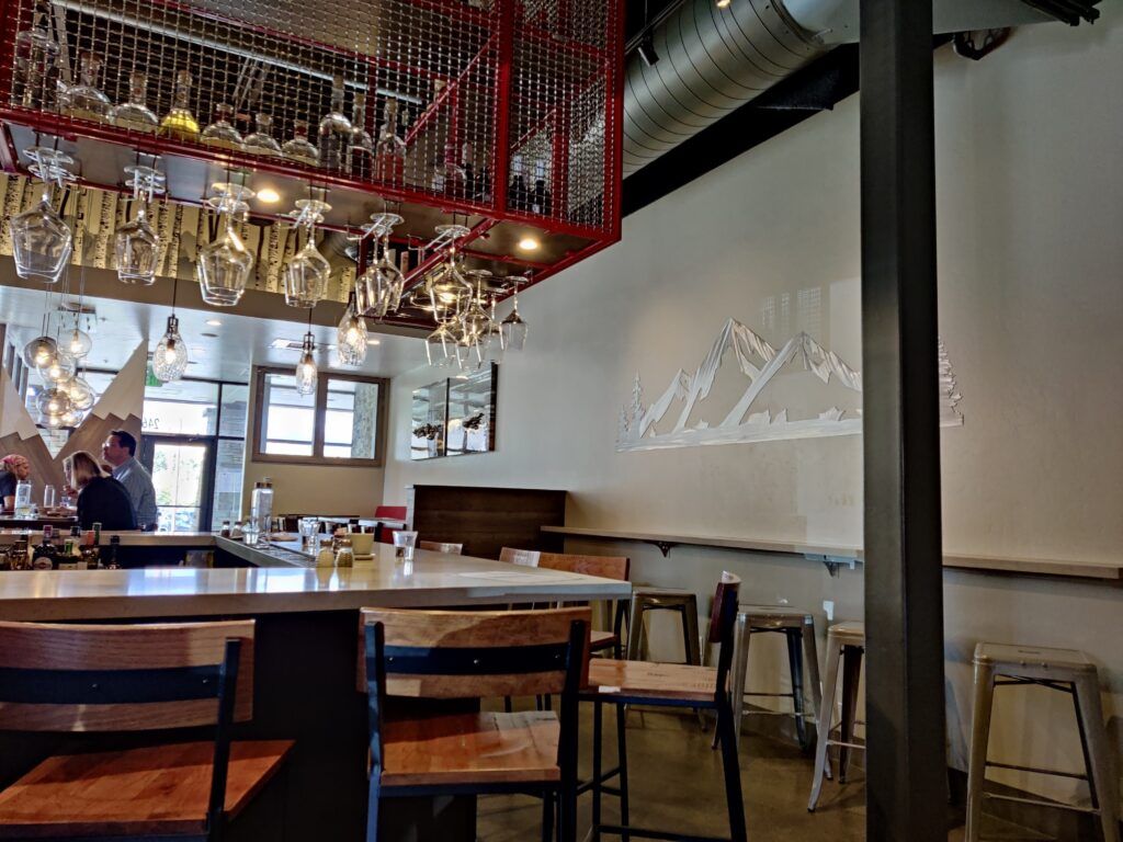 timberline-craft-kitchen-and-cocktails-004