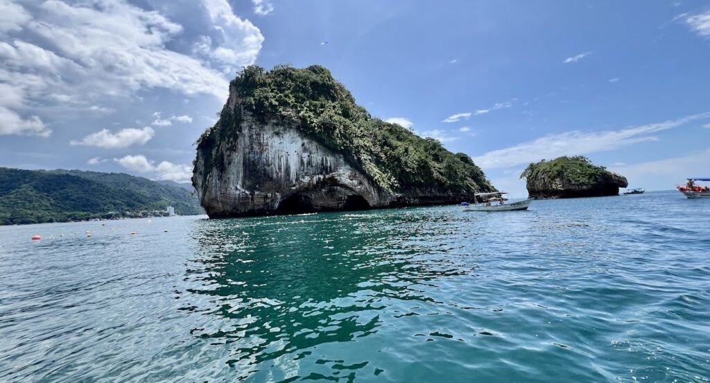 parque-nacional-marino-los-arcos-de-mismaloya-001