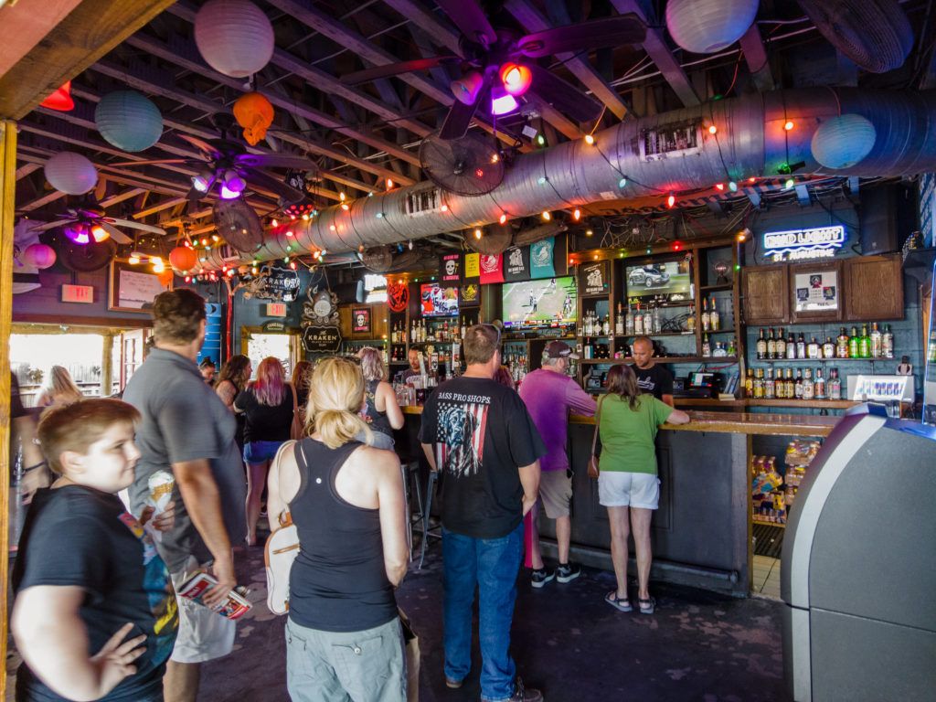 the-bar-with-no-name-002